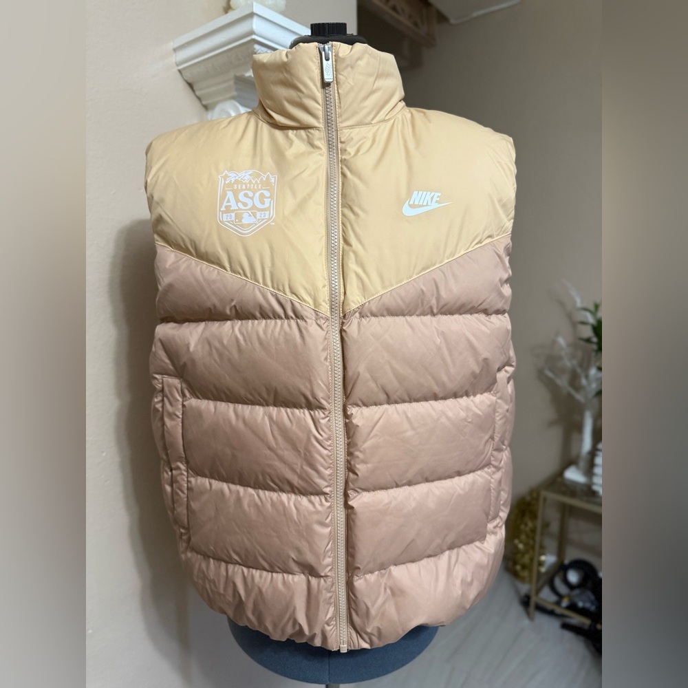 Nike Women's Two-Tone Puffer Vest
